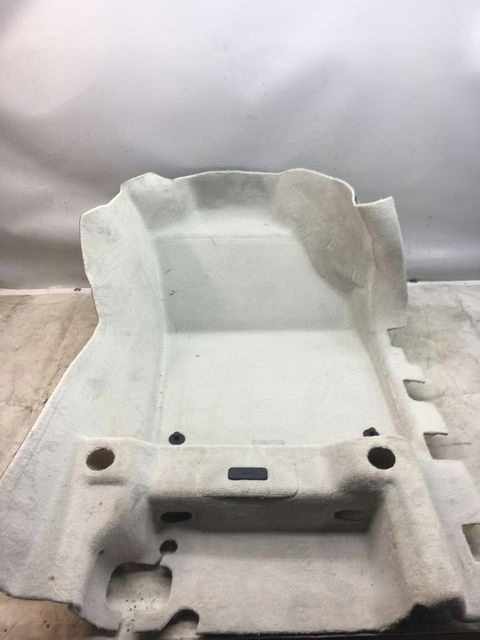 VOLVO XC90 II WYKŁADZINA PODŁOGA PASAŻERA 32260126 BLOND