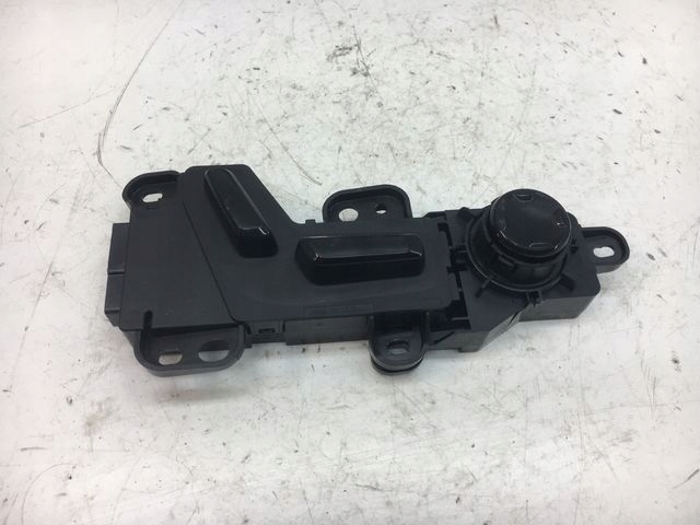 VOLVO XC60 XC90 PANEL FOTELA PRAWY 31419580