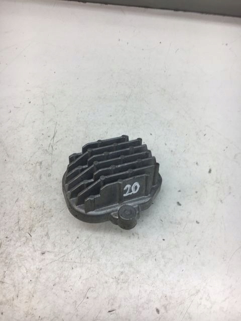 VOLVO S90 V90 MODUŁ LED JAZDY DZIENNEJ 8105151A