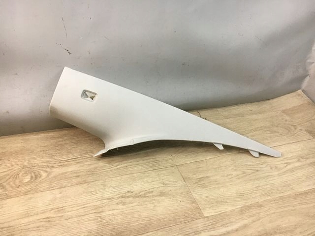 VOLVO S90 OSŁONA SŁUPKA D PRAWA L541 31485904