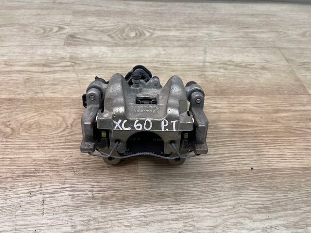 VOLVO XC60 II ZACISK HAMULCOWY ELEKTRYCZNY PRAWY TYŁ 340 31400670 32287451