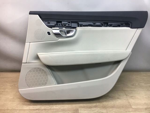 VOLVO S90 LONG BOCZEK TAPICERKA DRZWI PRAWY TYŁ 31447202