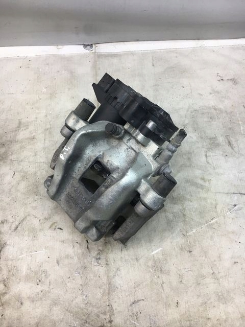 VOLVO XC60 II ZACISK HAMULCOWY PRAWY TYŁ 32217364