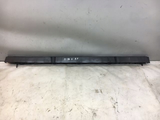 VOLVO XC90 II ŚLIZG MOCOWANIE PROGU PRAWY TYŁ 32216526