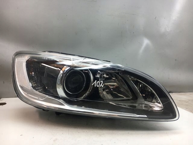 VOLVO S60 V60 LIFT LAMPA PRAWA PRZEDNIA 31420254