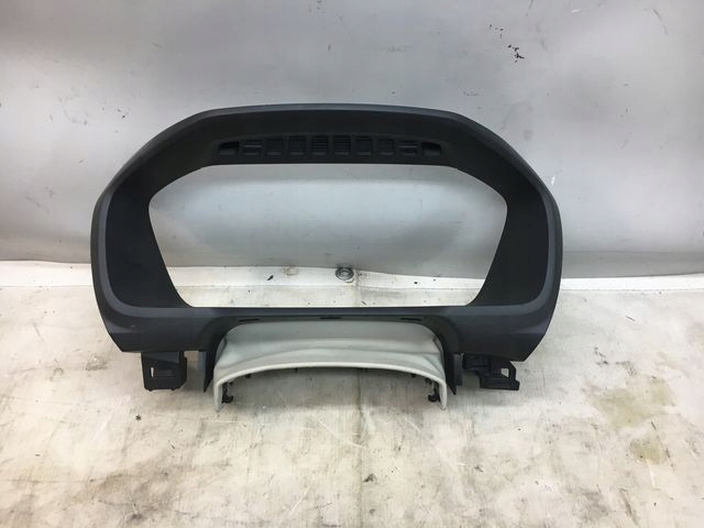 VOLVO XC90 II OSŁONA LICZNIKA 31363666