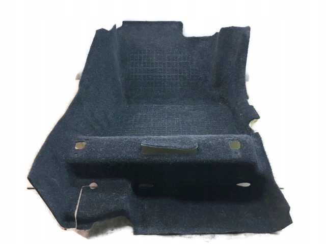 VOLVO XC40 WYKŁADZINA PRAWY PRZÓD 32216724