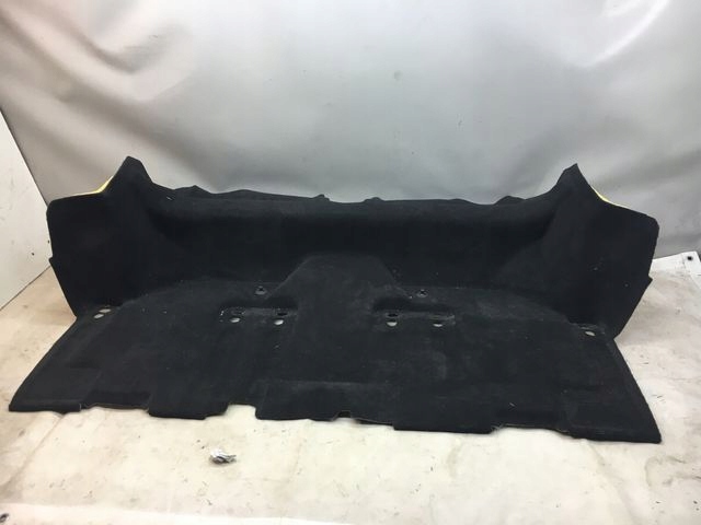 VOLVO XC90 II DYWAN WYKŁADZINA TYLNA 39826903