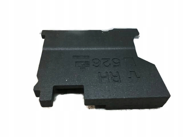 VOLVO XC90 IZOLACJA PODŁOGI PRAWY PRZÓD 31672339