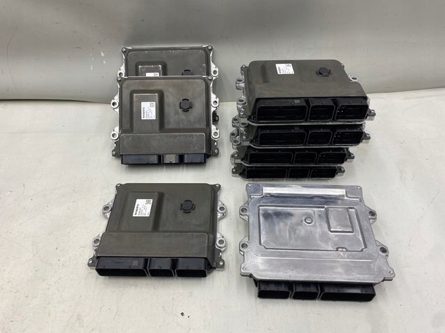 VOLVO XC40 XC60 XC90 KOMPUTER STEROWNIK SILNIKA 32383797 NOWY