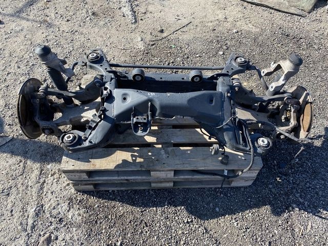 VOLVO S90 V90 ZAWIESZENIE TYLNE TYŁ