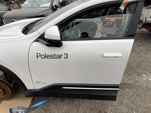 POLESTAR 3 DRZWI LEWY PRZÓD LEWE PRZEDNIE 707