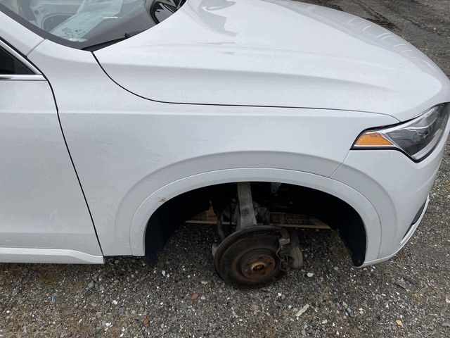 VOLVO XC90 BŁOTNIK PRAWY PRZEDNI PRZÓD 614