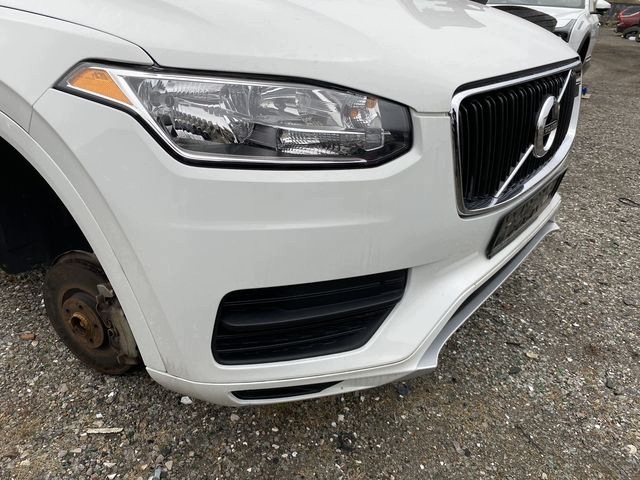 VOLVO XC90 LAMPA PRAWA PRZEDNIA PRAWY PRZÓD